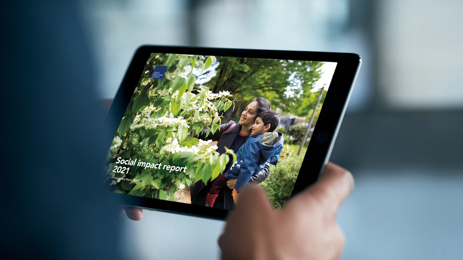 the display of the social report on a table device